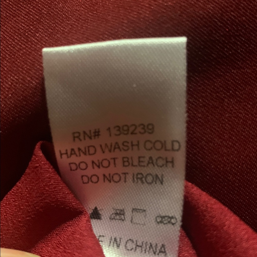 NWOT DO+BE Women One-Shoulder Wine Red Dress Satin Fabric 100% Polyester.Small - Picture 12 of 16